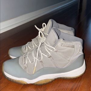 Air Jordan 11 Retro Cool Grey